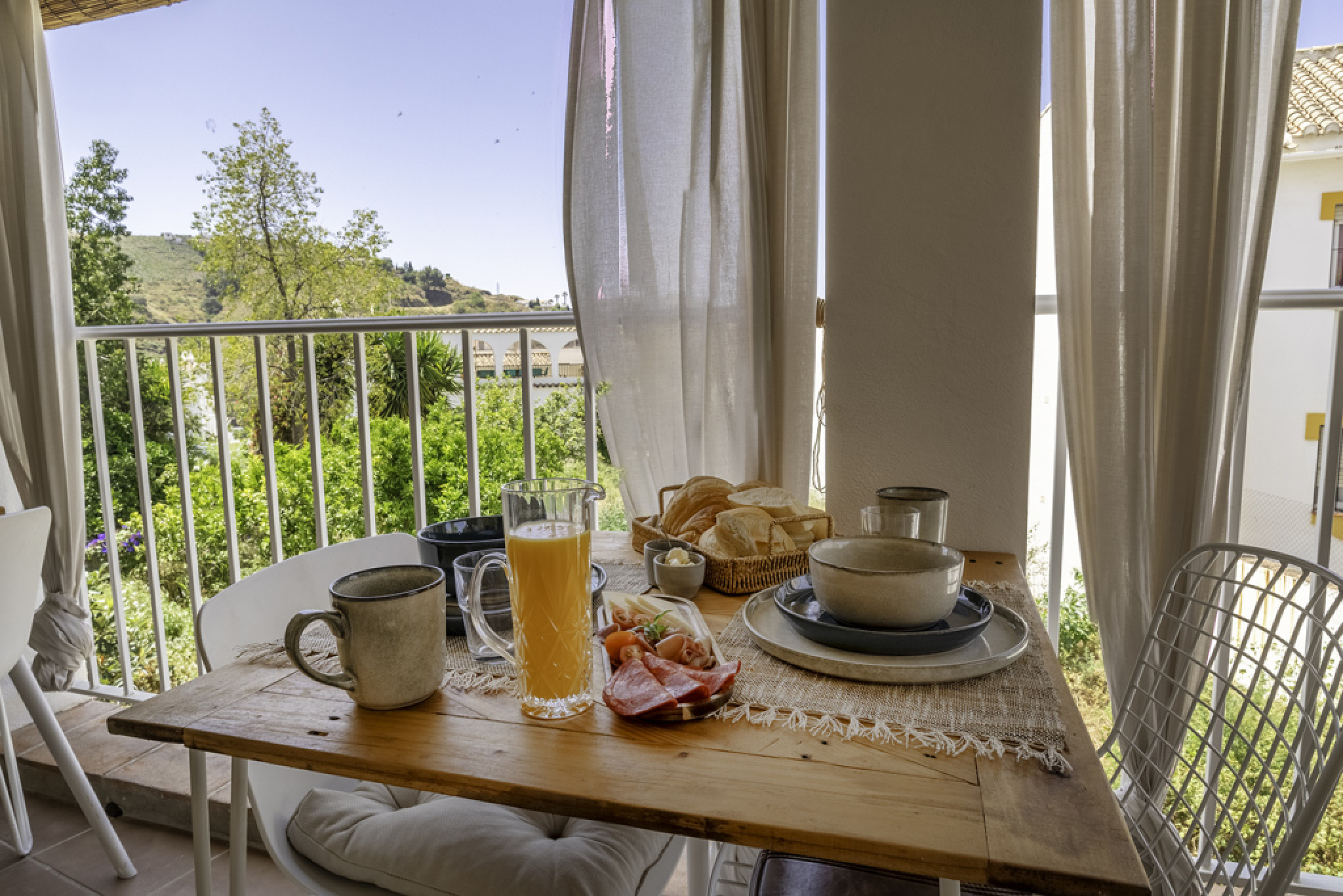 053320589dcb30caee7d14dd2a956acf5aed396561c863d0d5c581d8b2d46c2a-45708dc640_v0_w1024xh768_rDEF