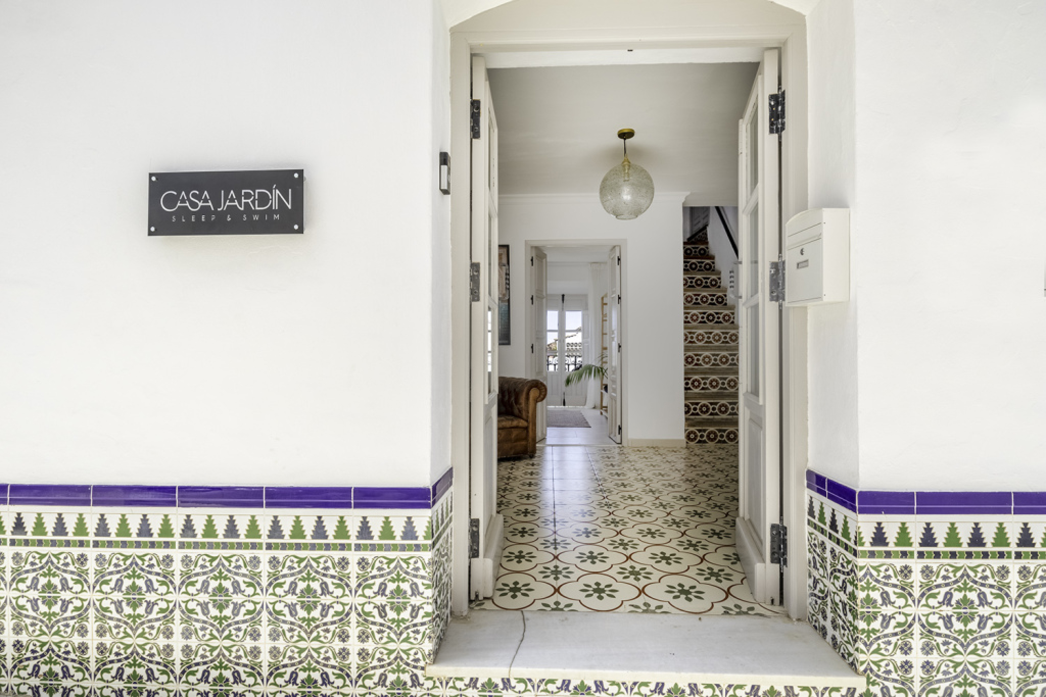 2c6a86904bf9a1b601d8300c6c3000bf0c88e7763dc4707ff305461a6dbba5e1-45708dc640_v0_w1024xh768_rDEF