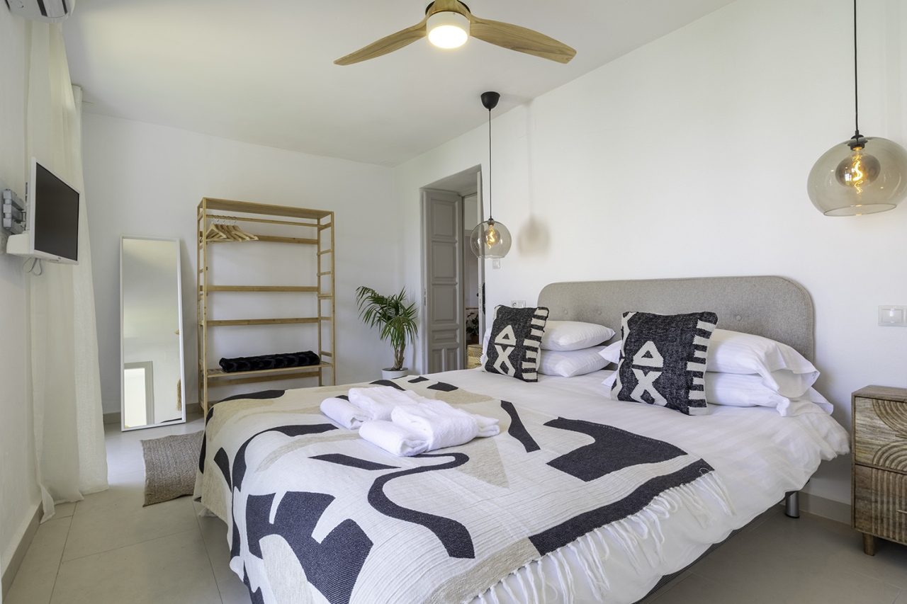 369eb7e3d2ae5f8dc5d3e22447fb20006231f5597ea370373f24ca2388dfa788-45708dc640_v0_w1280xh0_rDEF