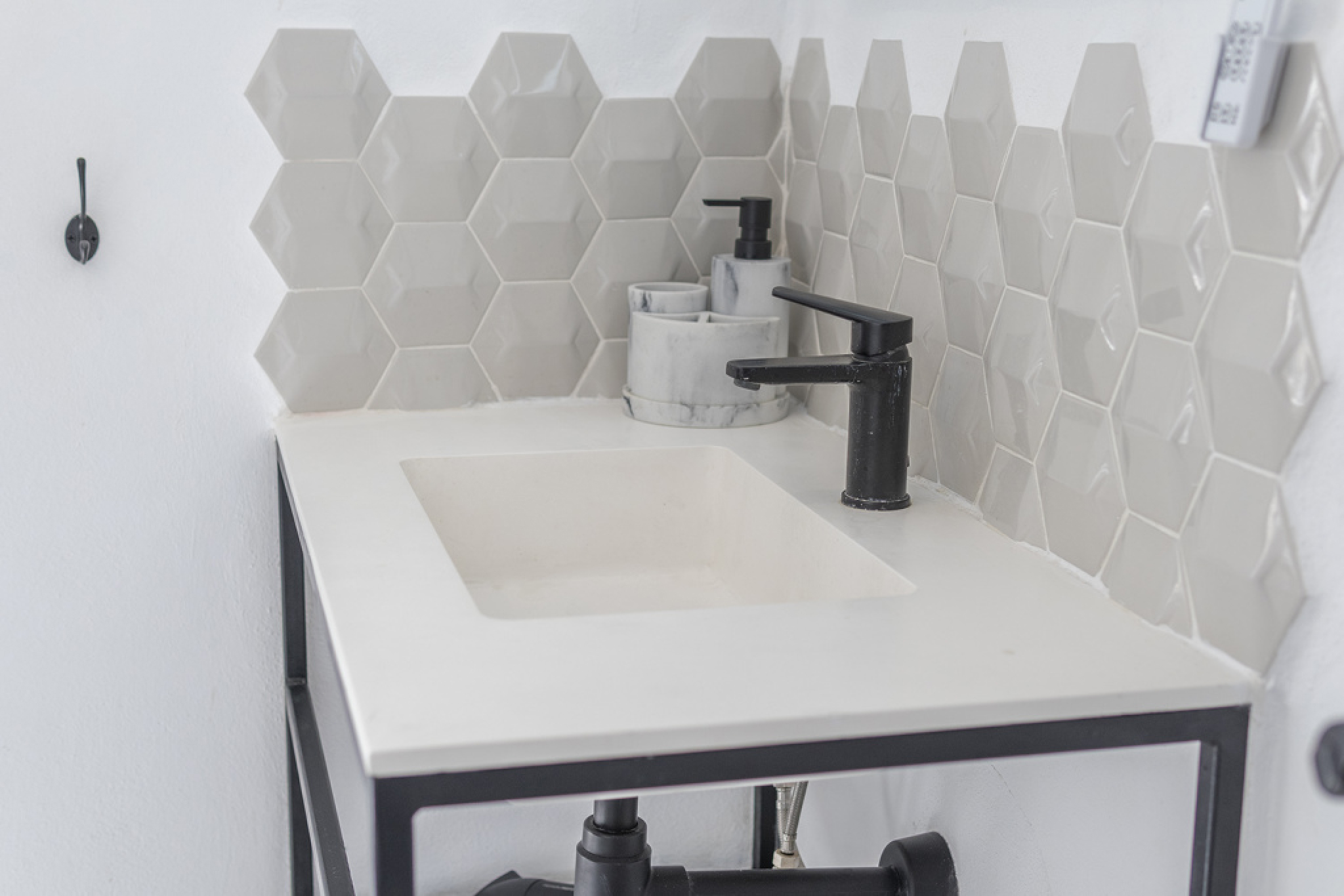 5dbf7f2625f01a26d41355d2467968075c1e32ac84c672b38688867da1f0b92f-45708dc640_v0_w1024xh768_rDEF