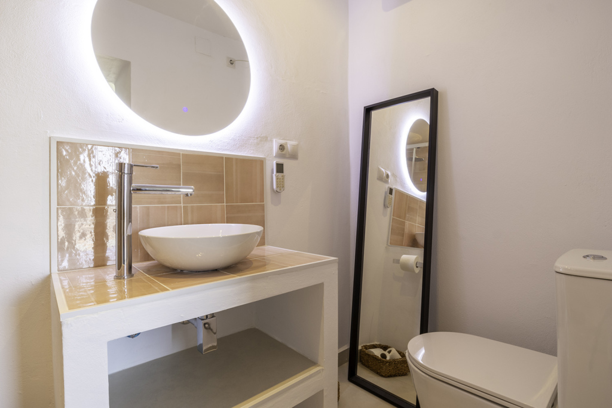 7730cf0bd4652cce8a0dbfc16a3e96cc8293b2343e5c0fdfb39bd955d7039bbc-45708dc640_v0_w1024xh768_rDEF