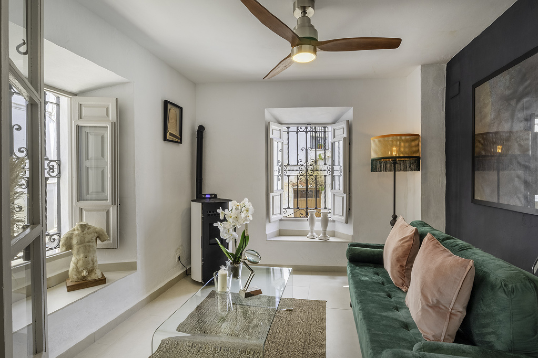 9e0ad84aa3fe20980fd419ac8e9ccee299b5a96a4d66a14e44084c4bb96a996b-45708dc640_v0_w1024xh768_rDEF