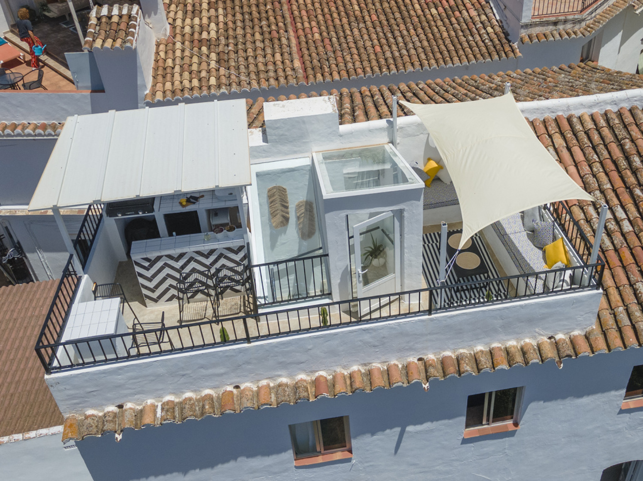 cb5bf24207a25b30b995af6519fec157aea1226ba5cd803bbf8a608ff2e826c2-45708dc640_v0_w1024xh768_rDEF