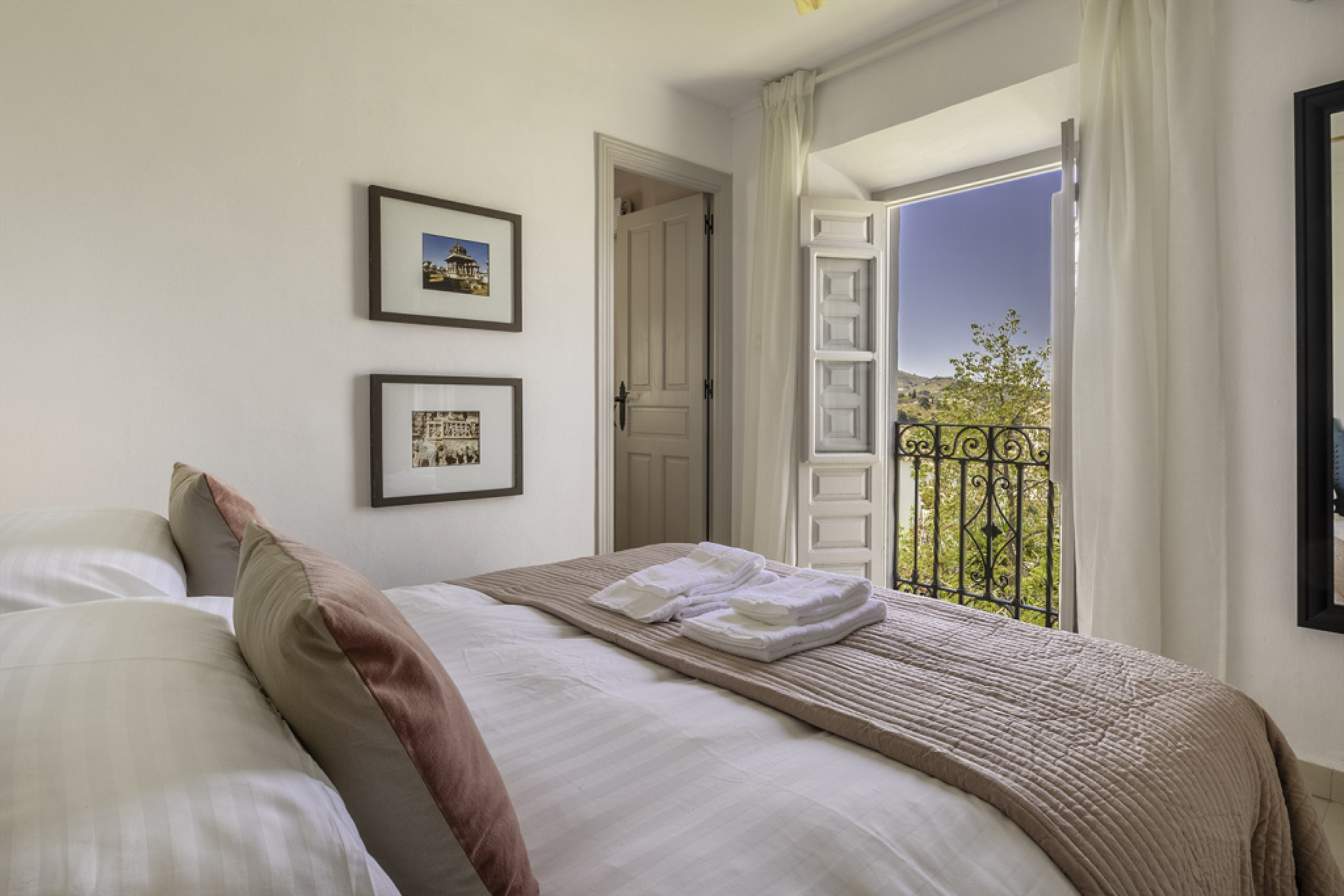 dc51dd80b9e546fbf570ba051353718c0fe201965ecc16d68159f7bfdcfc270e-45708dc640_v0_w1024xh768_rDEF