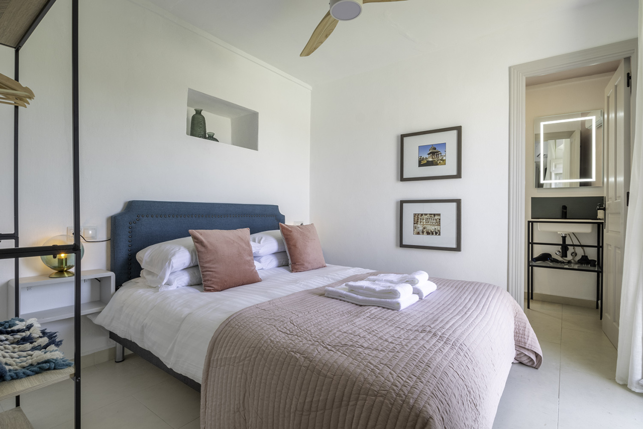 e98da6ea3742ec92d090b477233cdf1a01aecc61f553a9b3f9f6980a578daf0b-45708dc640_v0_w1280xh0_rDEF